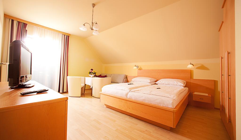 Hotel Moenichwalderhof Monichwald Phòng bức ảnh